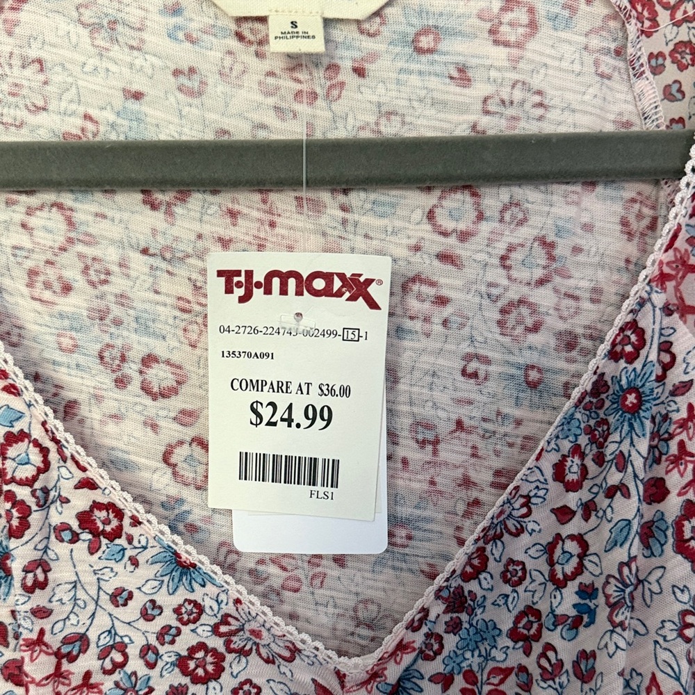 Lucky Brand Pink and Blue Floral Ruffle Sleeve V-Neck Top - Picture 4 of 4